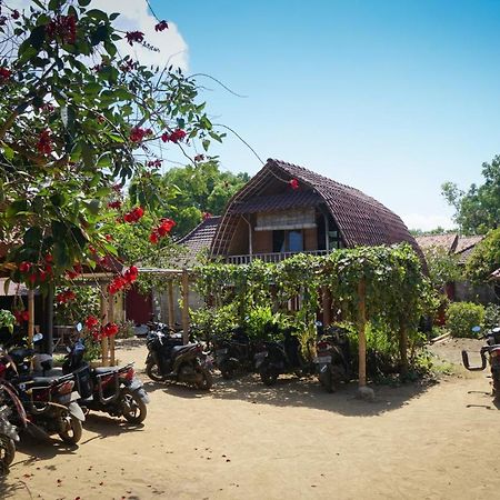 Harry'S Ocean House Pacitan Apartamento Exterior foto