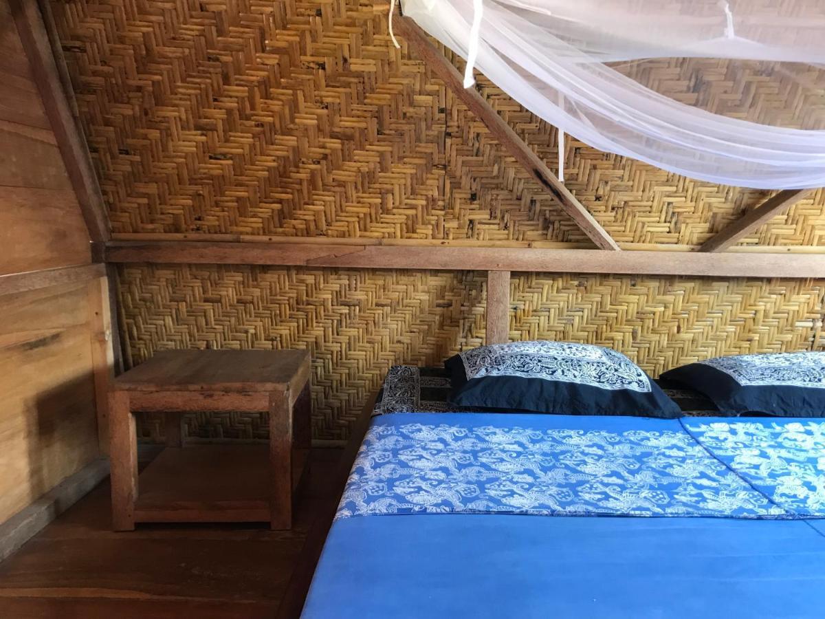 Harry'S Ocean House Pacitan Apartamento Exterior foto