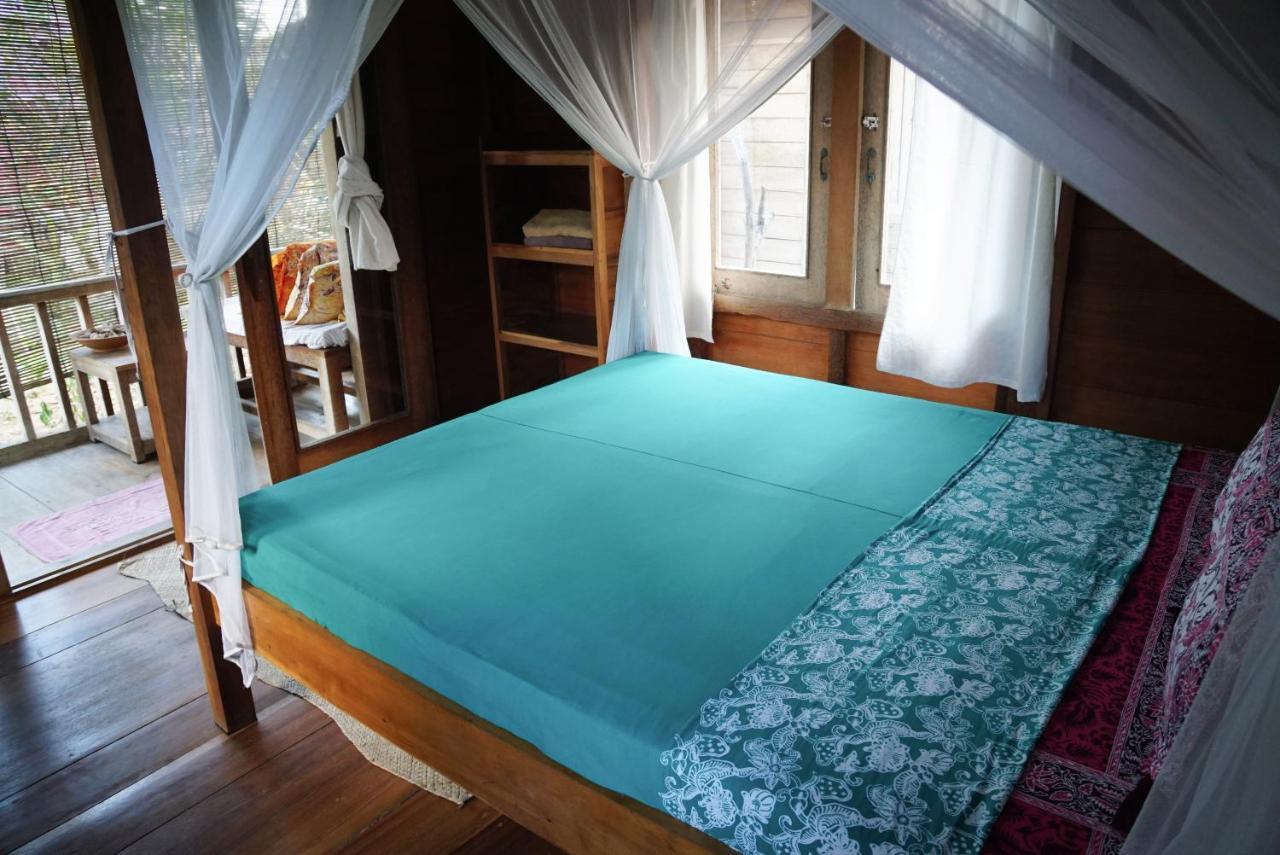 Harry'S Ocean House Pacitan Apartamento Exterior foto
