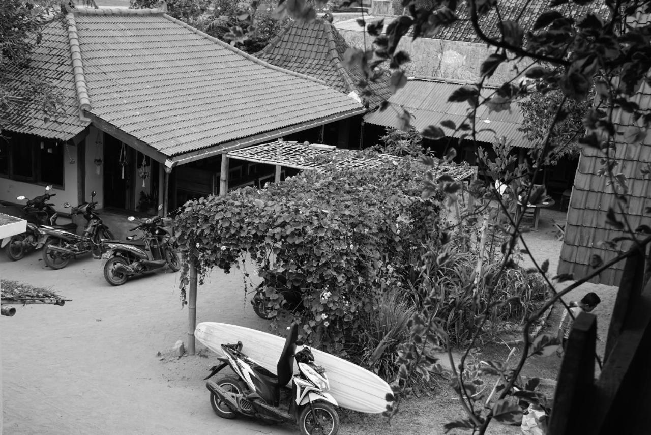 Harry'S Ocean House Pacitan Apartamento Exterior foto